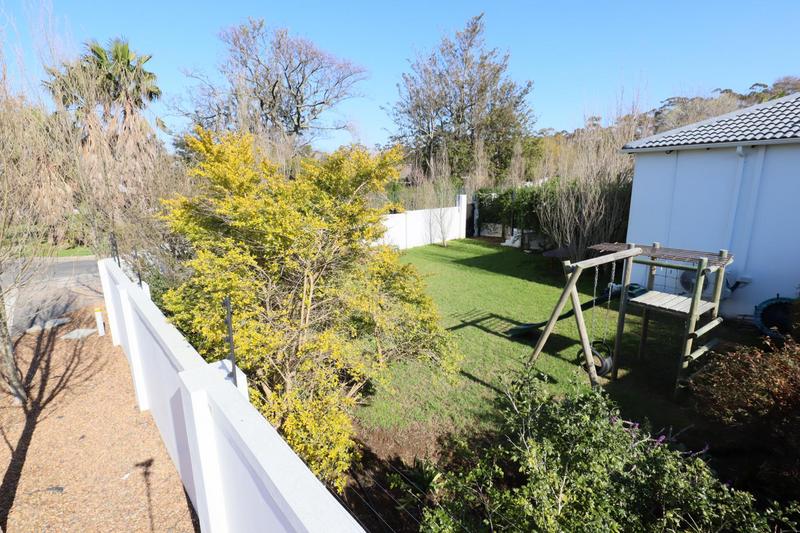 5 Bedroom Property for Sale in Golden Acre Western Cape